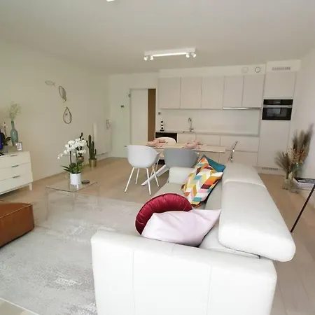 דירה Stunning Sea View In